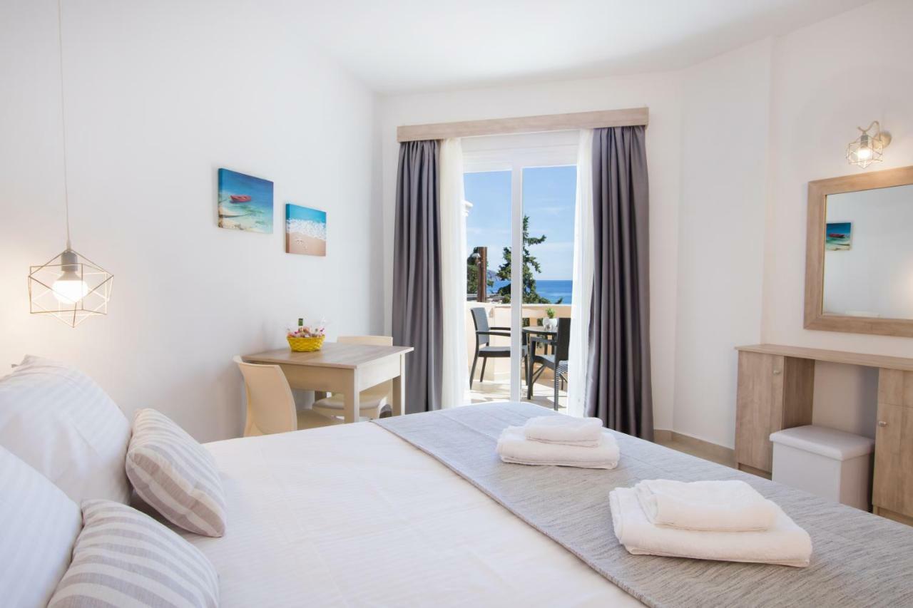 Porfyris Studios And Apartments Karpathos Town  Exterior photo